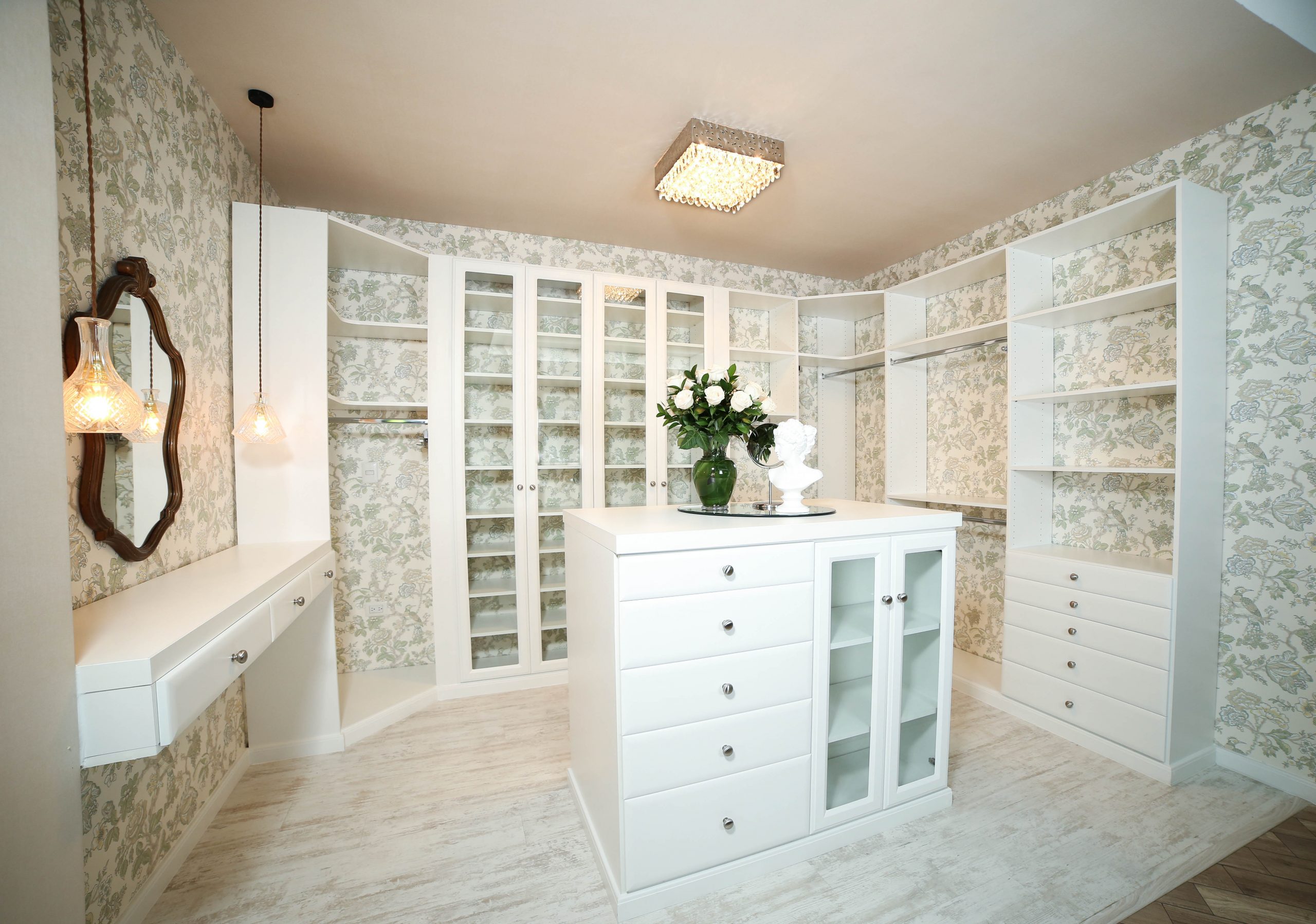 DISEÑO Y ORGANIZACIÓN DE CLOSETS